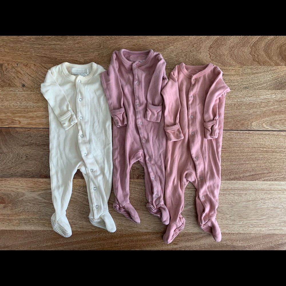 L’oved Baby 0-3m lot of three sleepers/footies